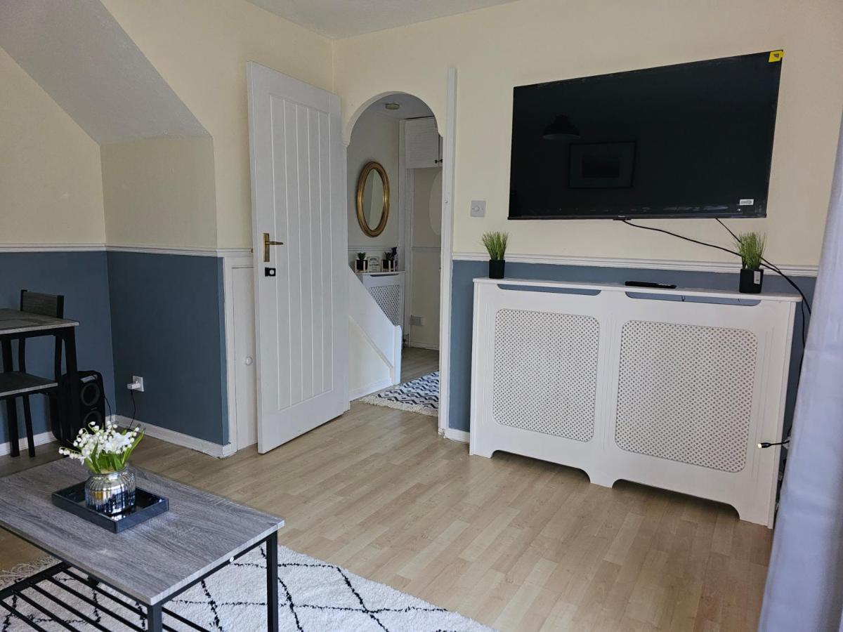 Home In Beckton. Docklands. London City Airport. Экстерьер фото