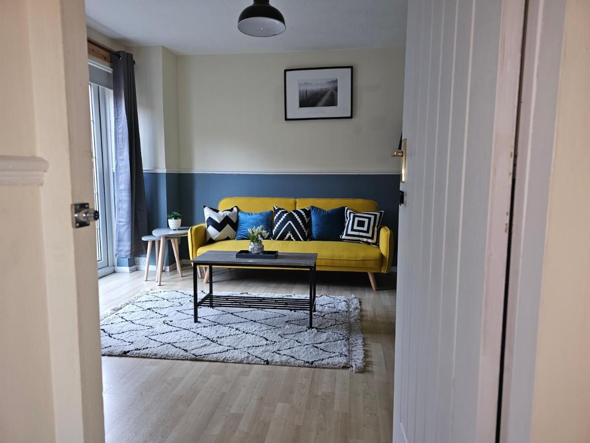 Home In Beckton. Docklands. London City Airport. Экстерьер фото